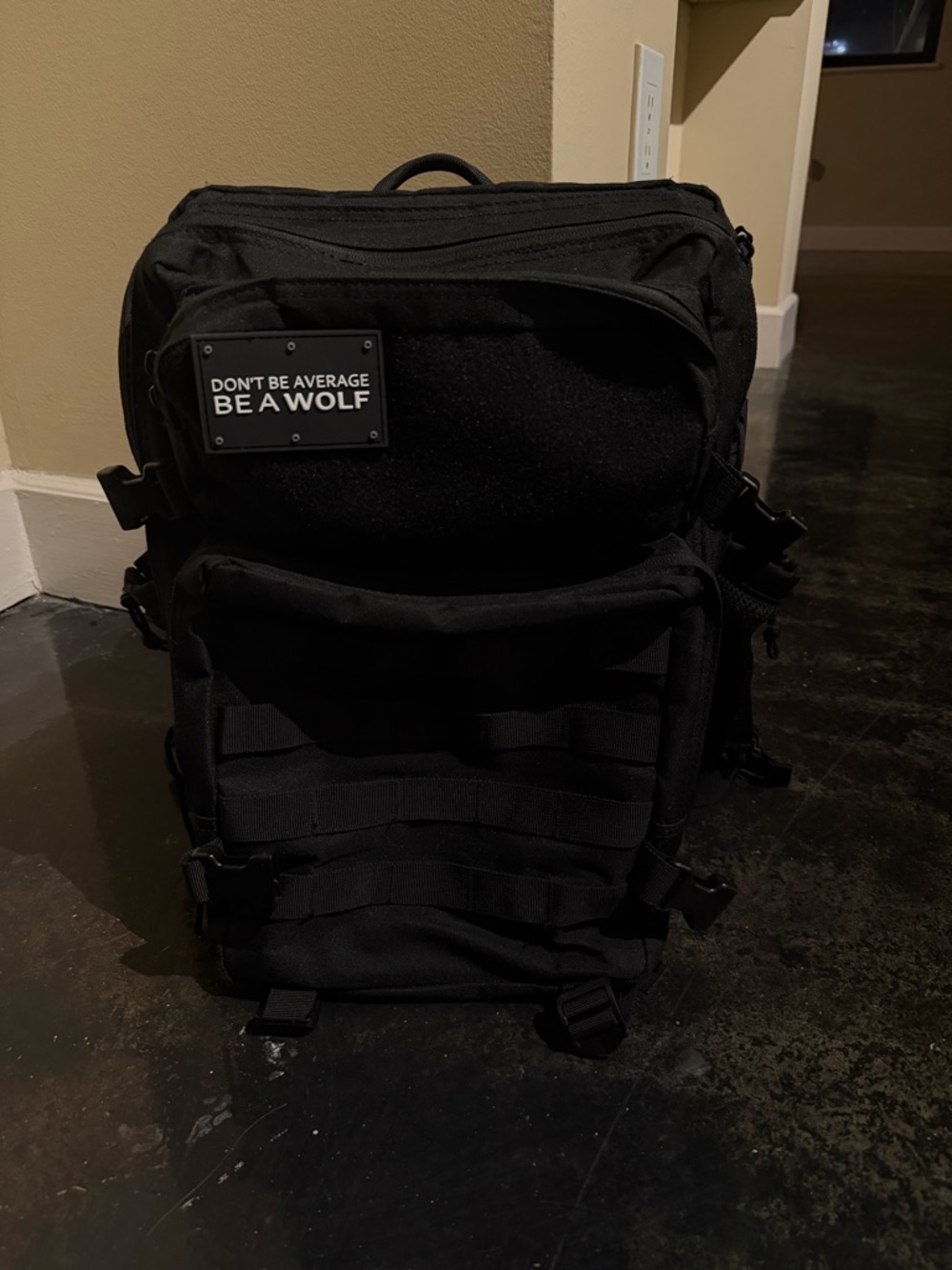 Wolfpack dupe black backpack 45L